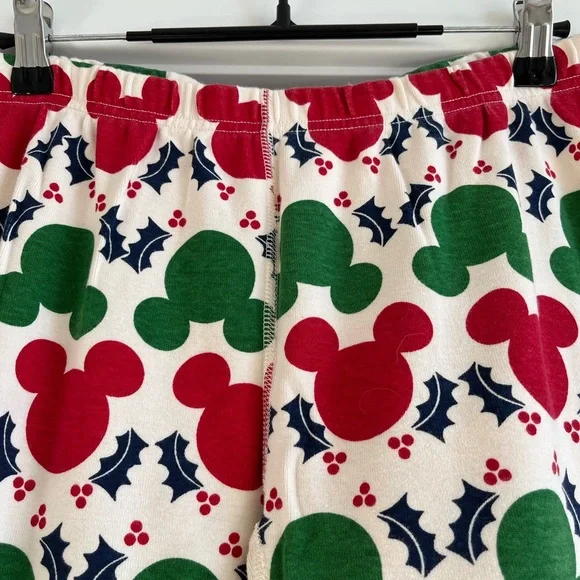 Hanna Andersson Women’s Mickey Mouse Christmas Pajama Set - Picture 3 of 6